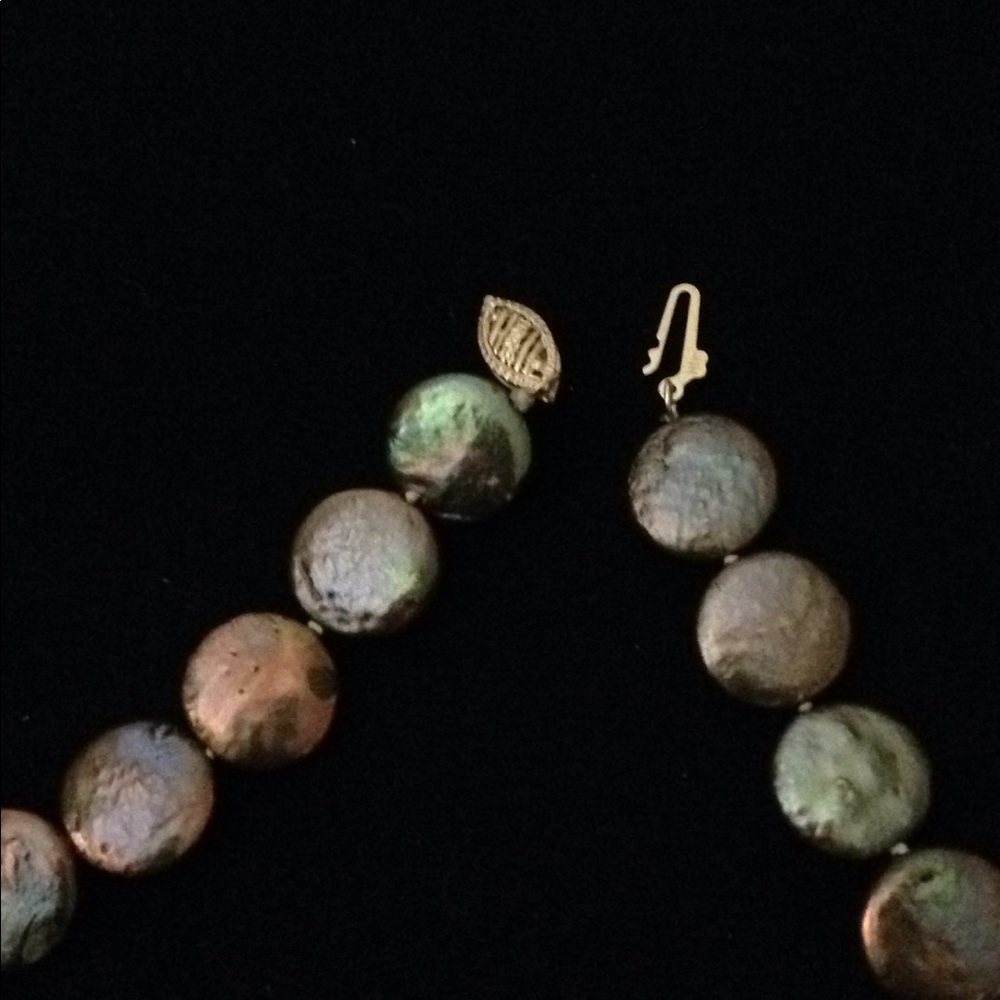 Pearls flat Necklace - Picture 4 of 4
